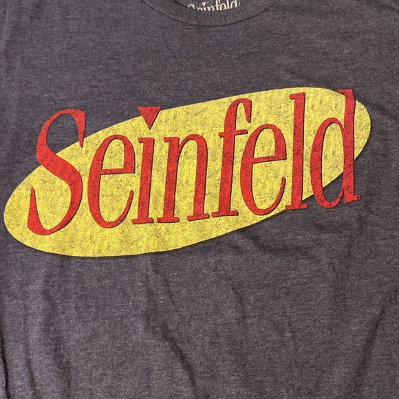 Seinfeld Unisex Size Medium Short Sleeve Distressed Graphic Gray T-Shirt - Picture 4 of 4